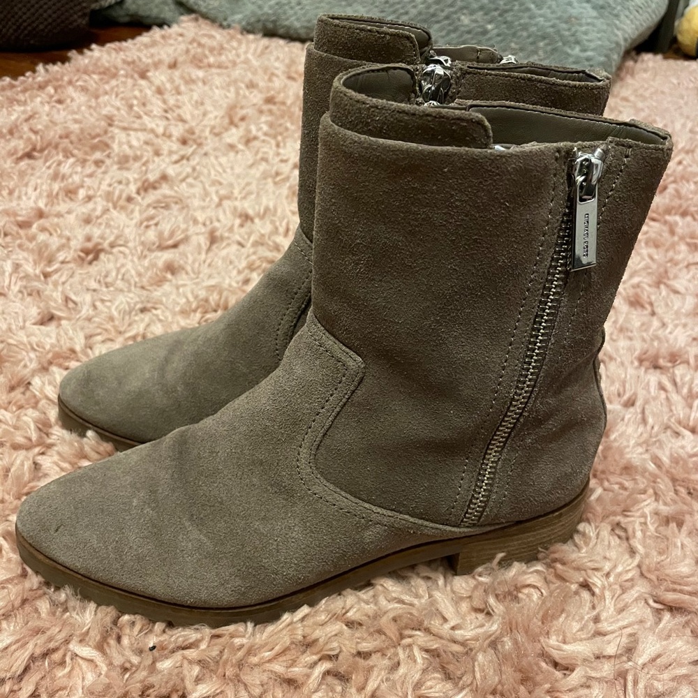 Michael Kors Andi flat suede boots